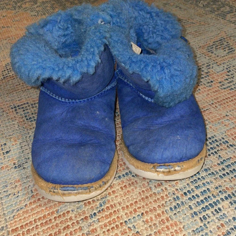 UGG uggs kids